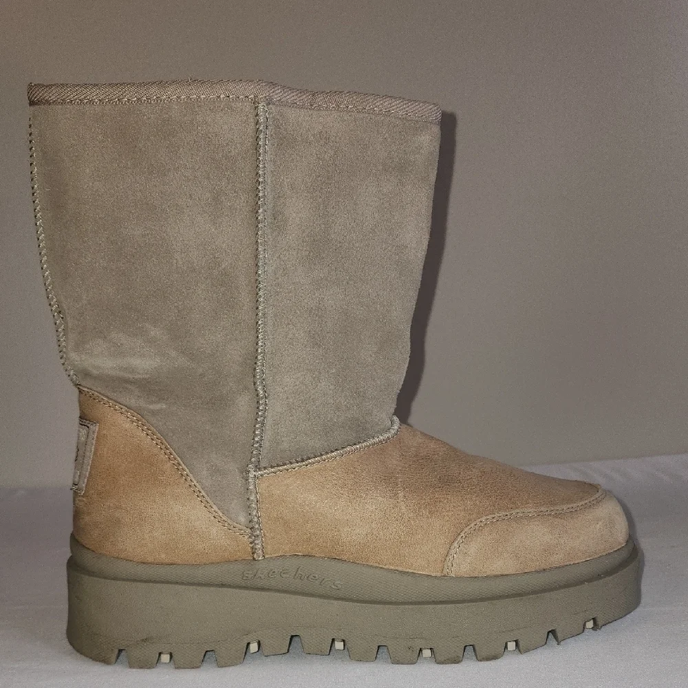 Skechers Women's Tan Boots